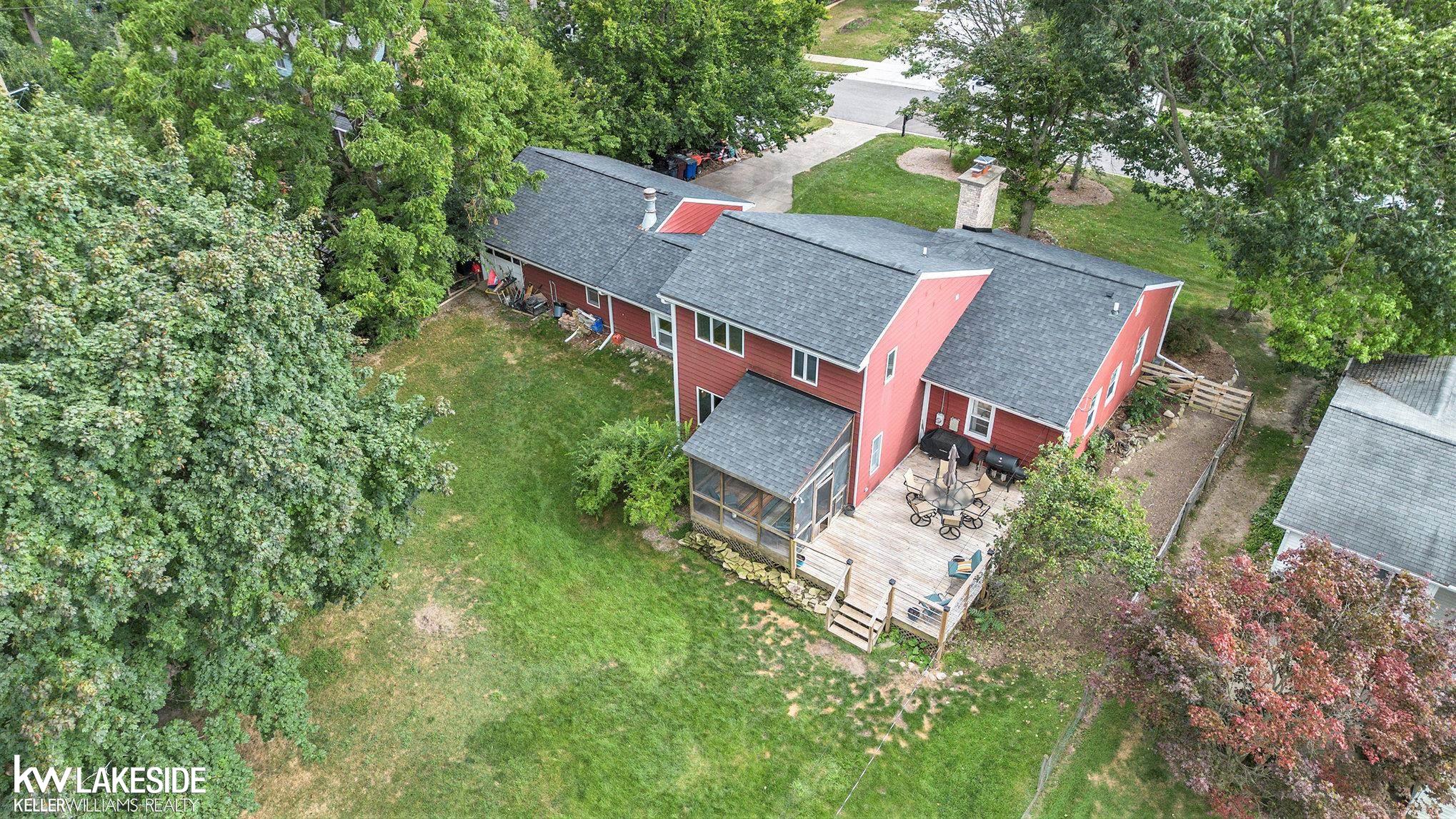 606 Robin Road Ann Arbor, MI 48103 - Photo 19 of 23 50152672-505e223e-532c-4680-9324-b99943b91049.JPG
