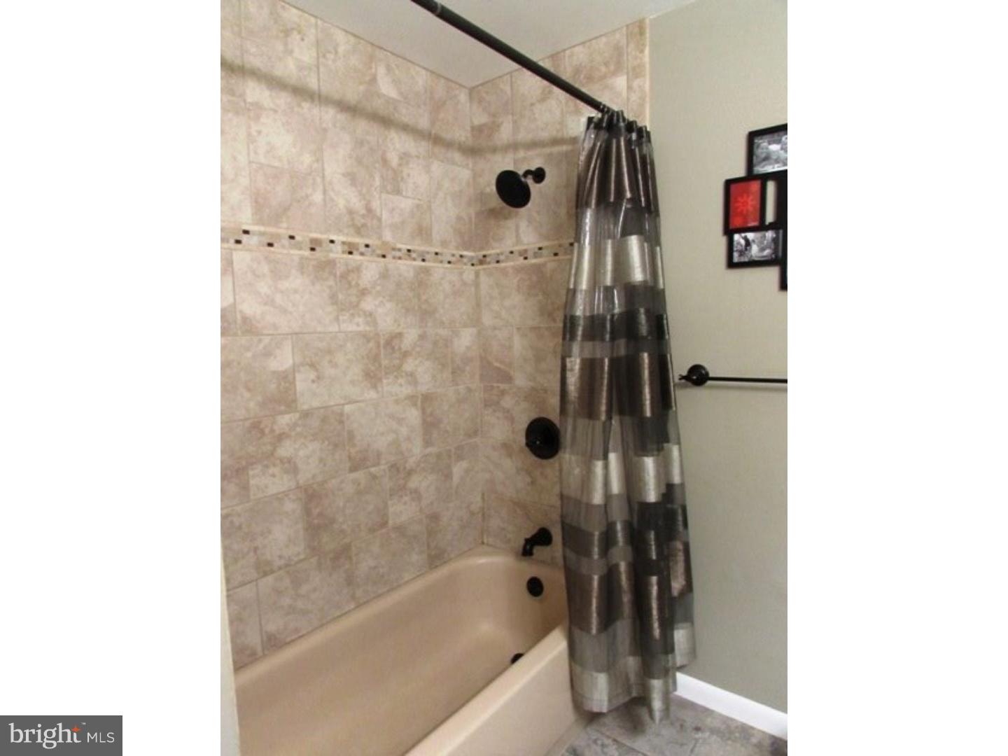 910 Linfield Road Newark, DE 19713 - Photo 15 of 22 Bathroom
