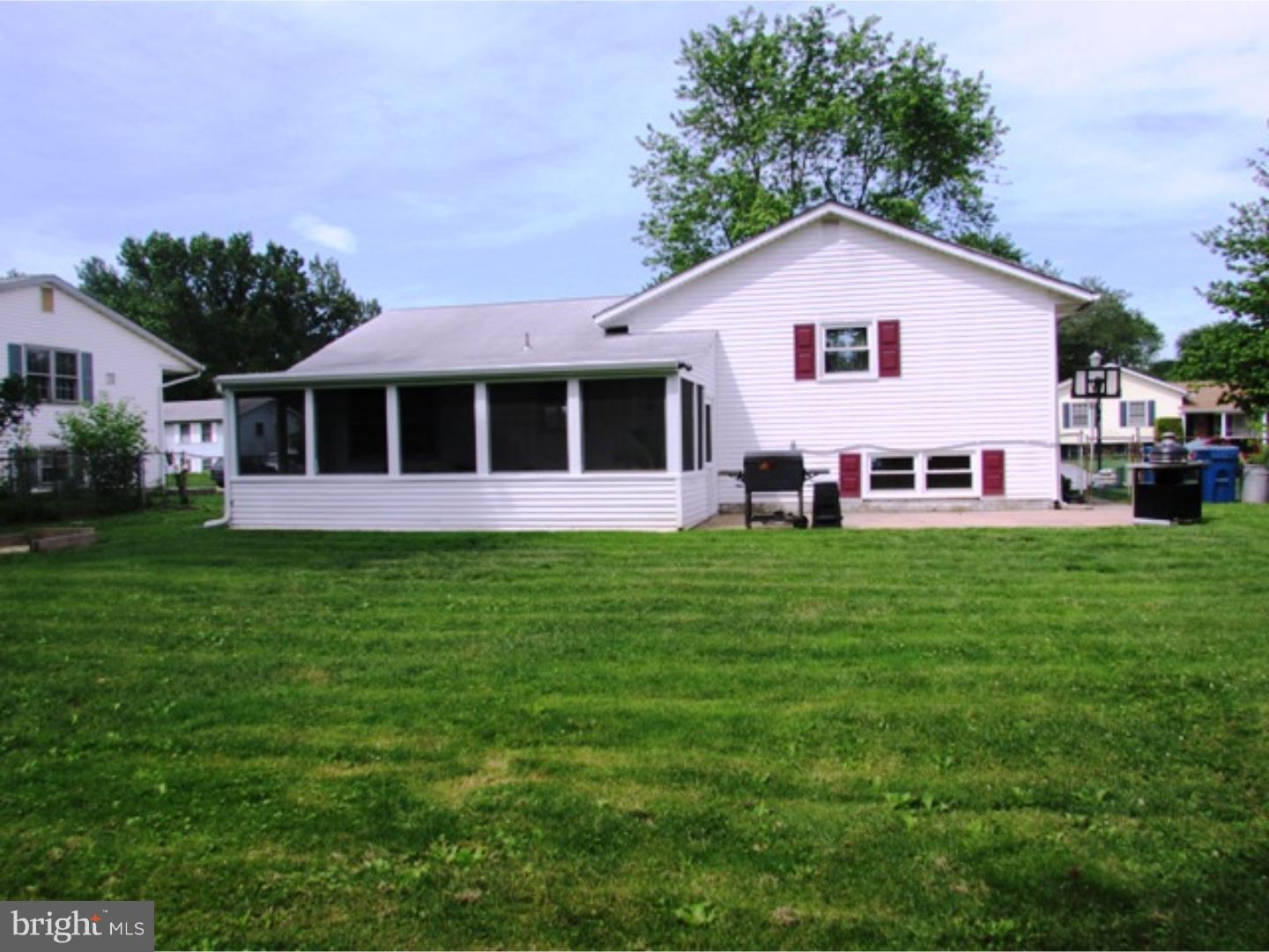 910 Linfield Road Newark, DE 19713 - Photo 21 of 22 Exterior Back