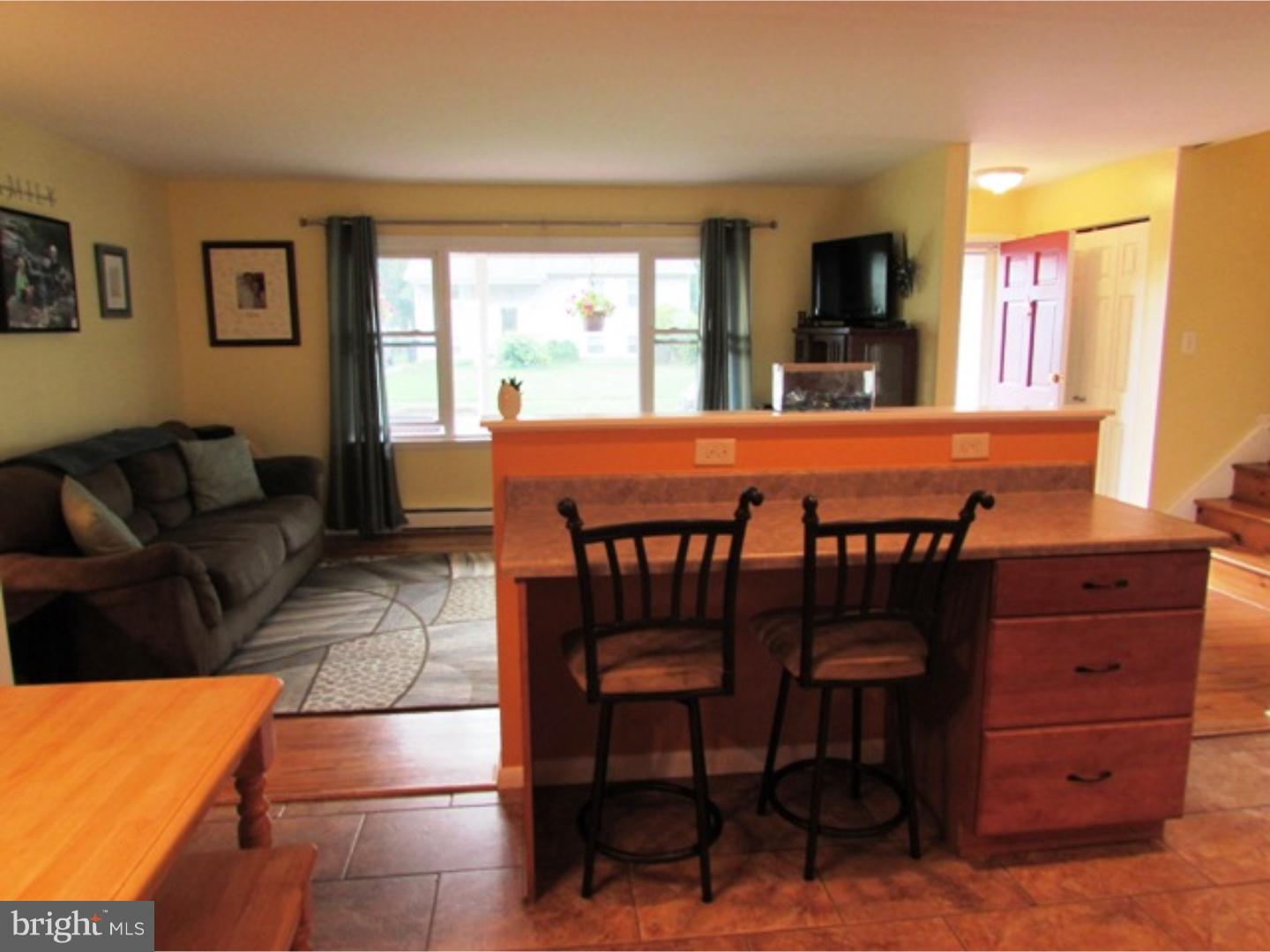 910 Linfield Road Newark, DE 19713 - Photo 6 of 22 Kitchen