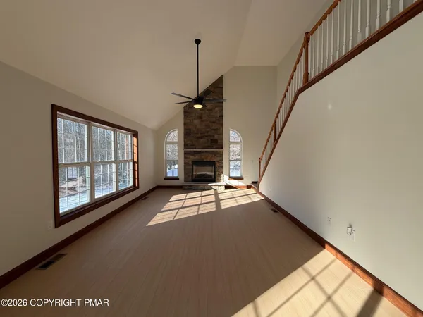 $579,900 | 129 Doria Drive, Blakeslee, PA 18610