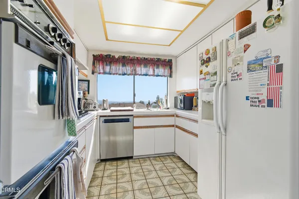 $1,495,000 | 3825 Skycrest Drive, Pasadena, CA 91107