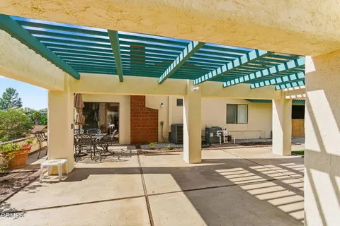 $1,495,000 | 3825 Skycrest Drive, Pasadena, CA 91107