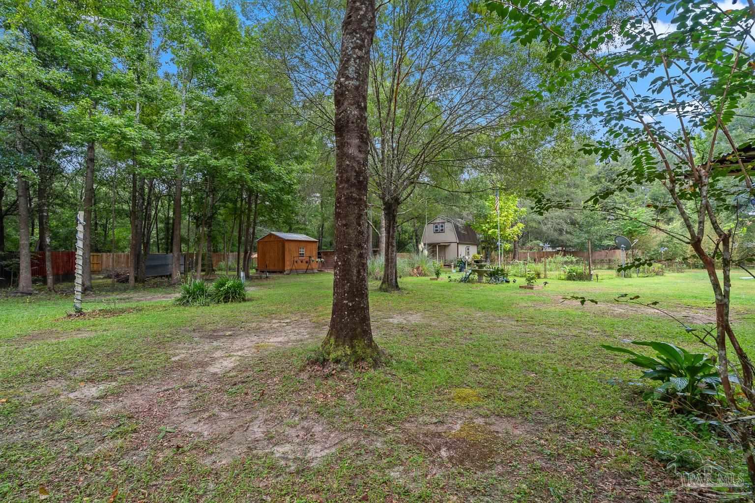 5150 Pine Berry Road Milton, FL 32583 - Photo 8 of 52 Gallery Image 8