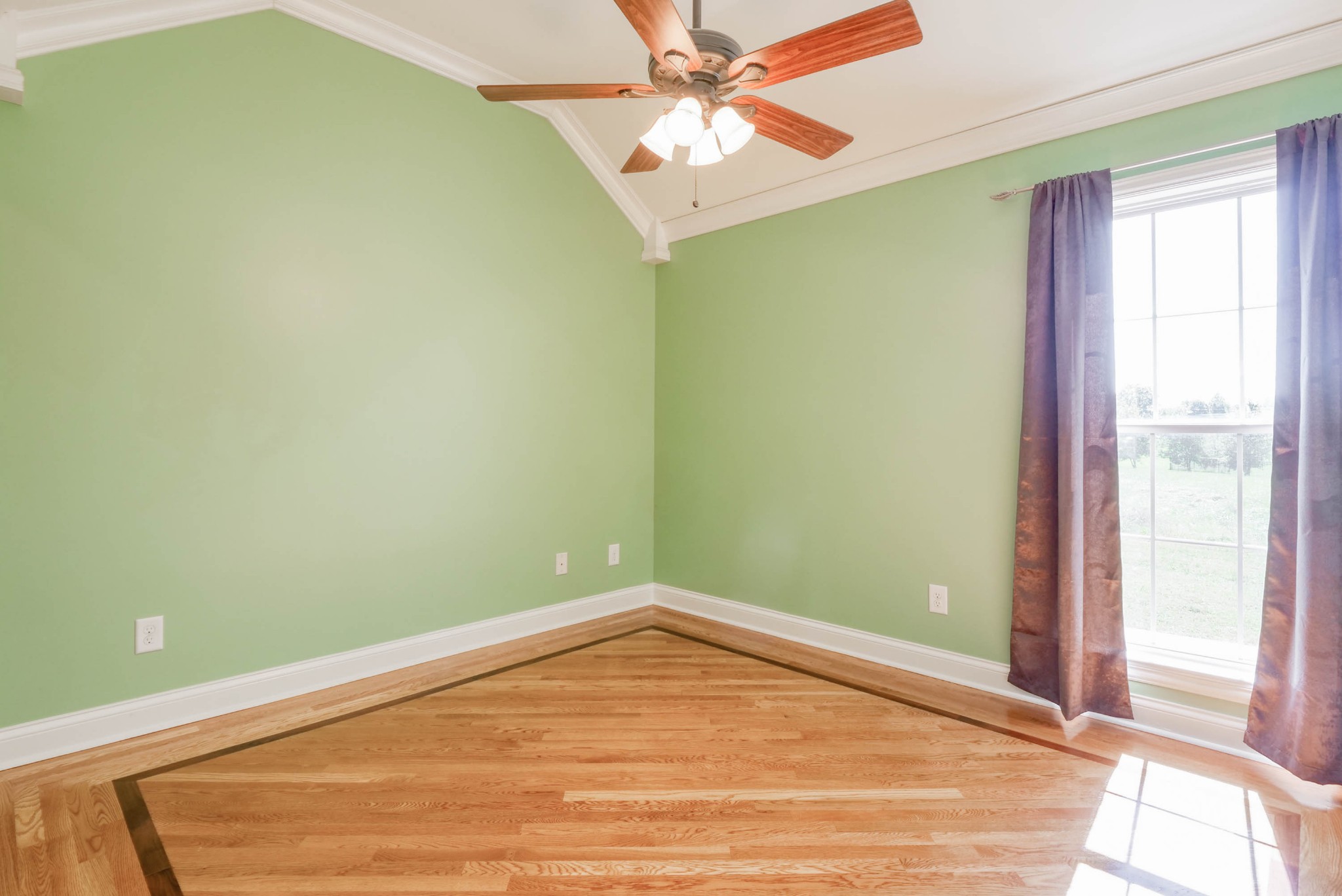 724 Lear Road Portland, TN 37148 - Photo 17 of 32 a view of a room with a large window