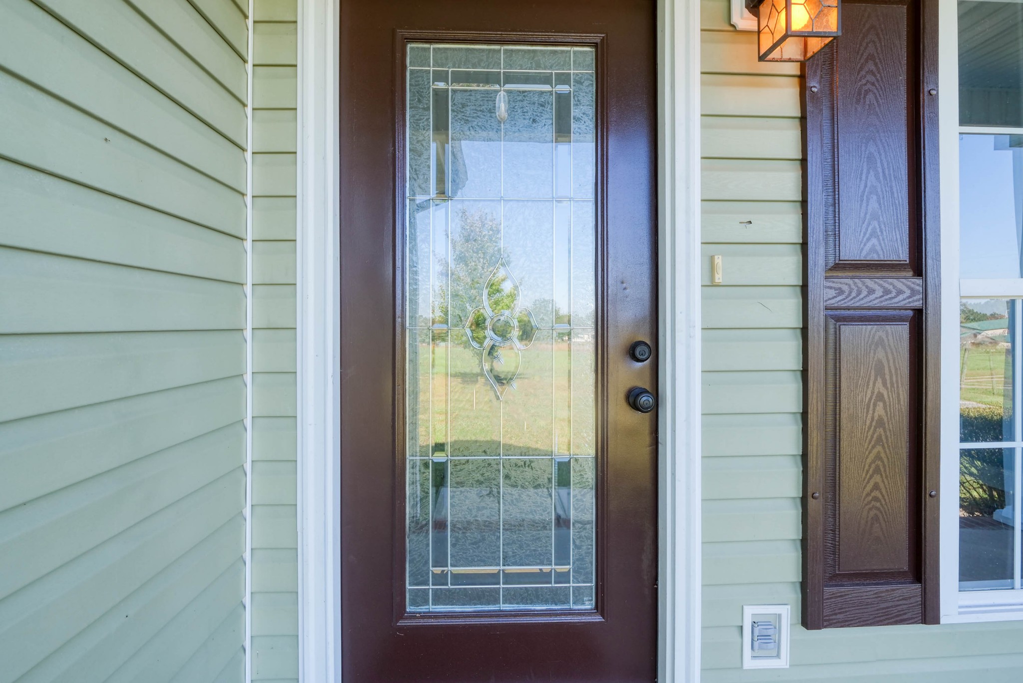 724 Lear Road Portland, TN 37148 - Photo 4 of 32 a view of a wooden door