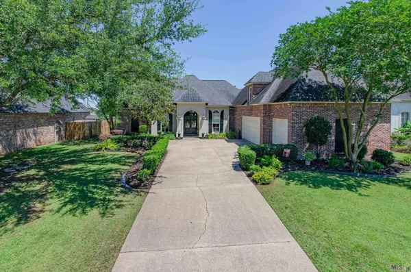 $650,000 | 6242 Beau Douglas Avenue, Gonzales, LA 70737