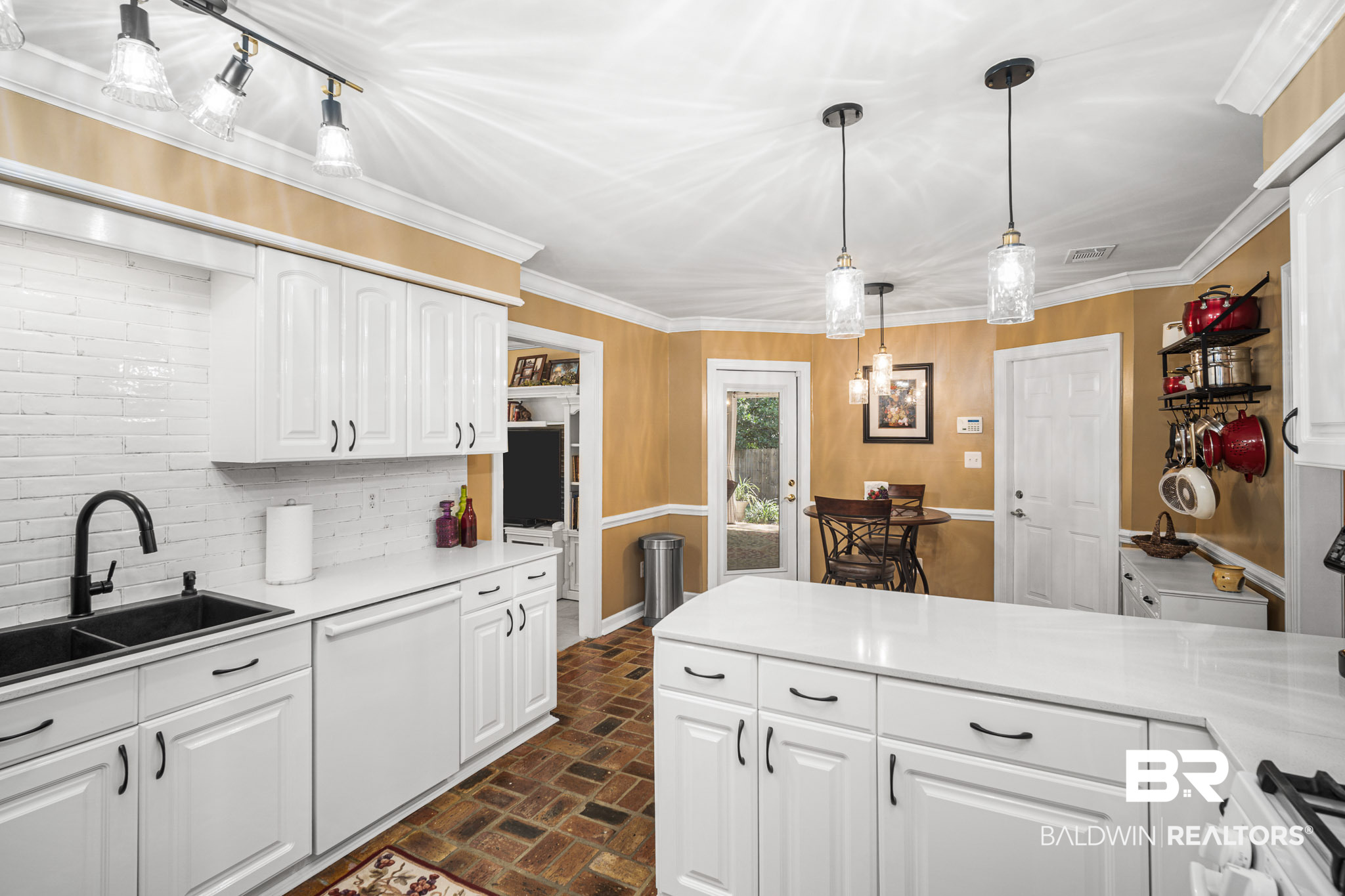 111 Lakeview Loop Daphne, AL 36526 - Photo 12 of 49 Gallery Image 12
