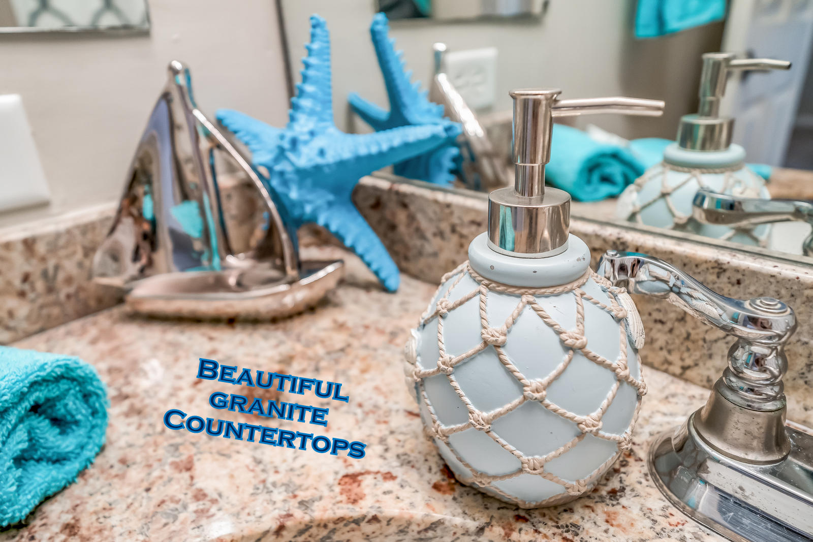 8313 Vía Serena Boca Raton, FL 33433 - Photo 44 of 78 Beautiful Granite Countertops