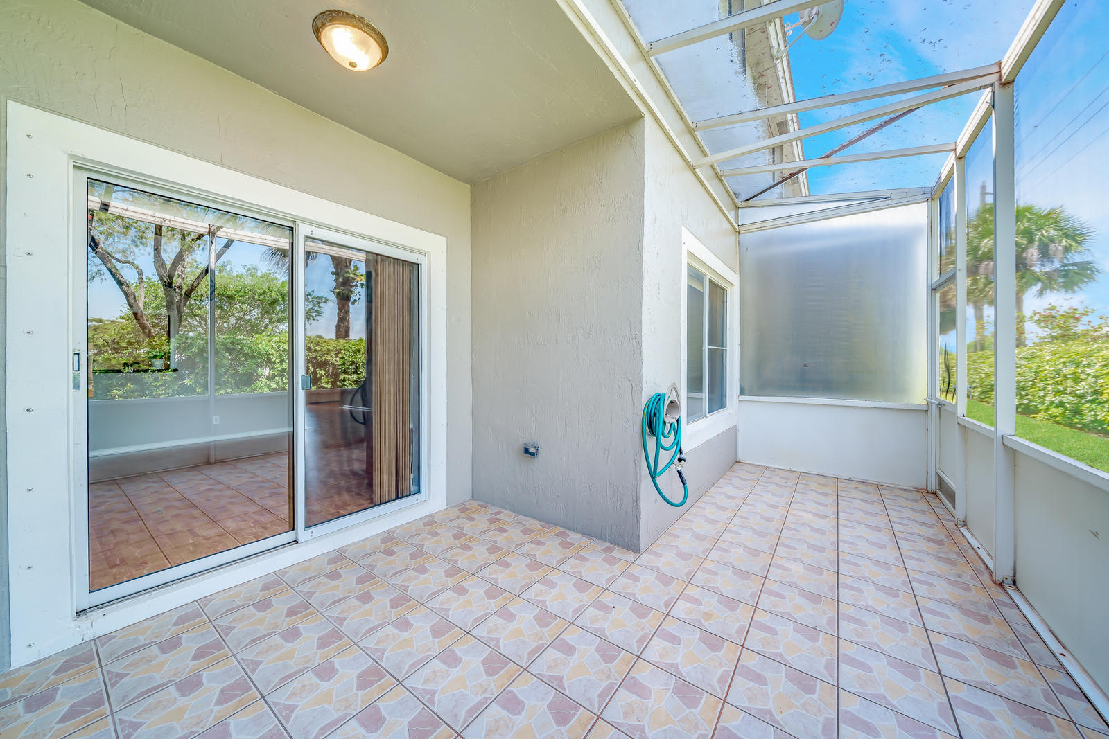 8313 Vía Serena Boca Raton, FL 33433 - Photo 48 of 78 Covered/screened patio