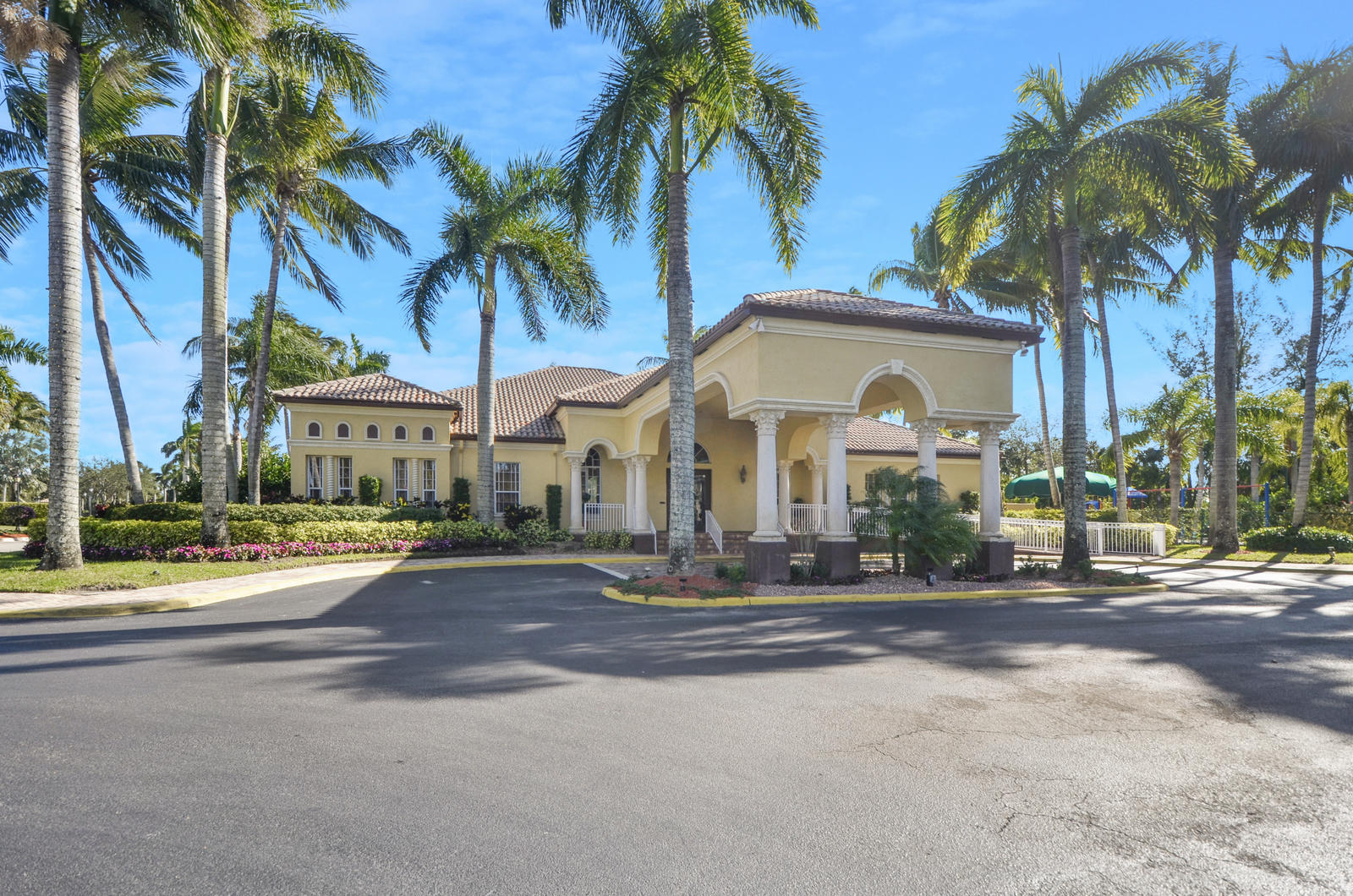 8313 Vía Serena Boca Raton, FL 33433 - Photo 56 of 78 Community