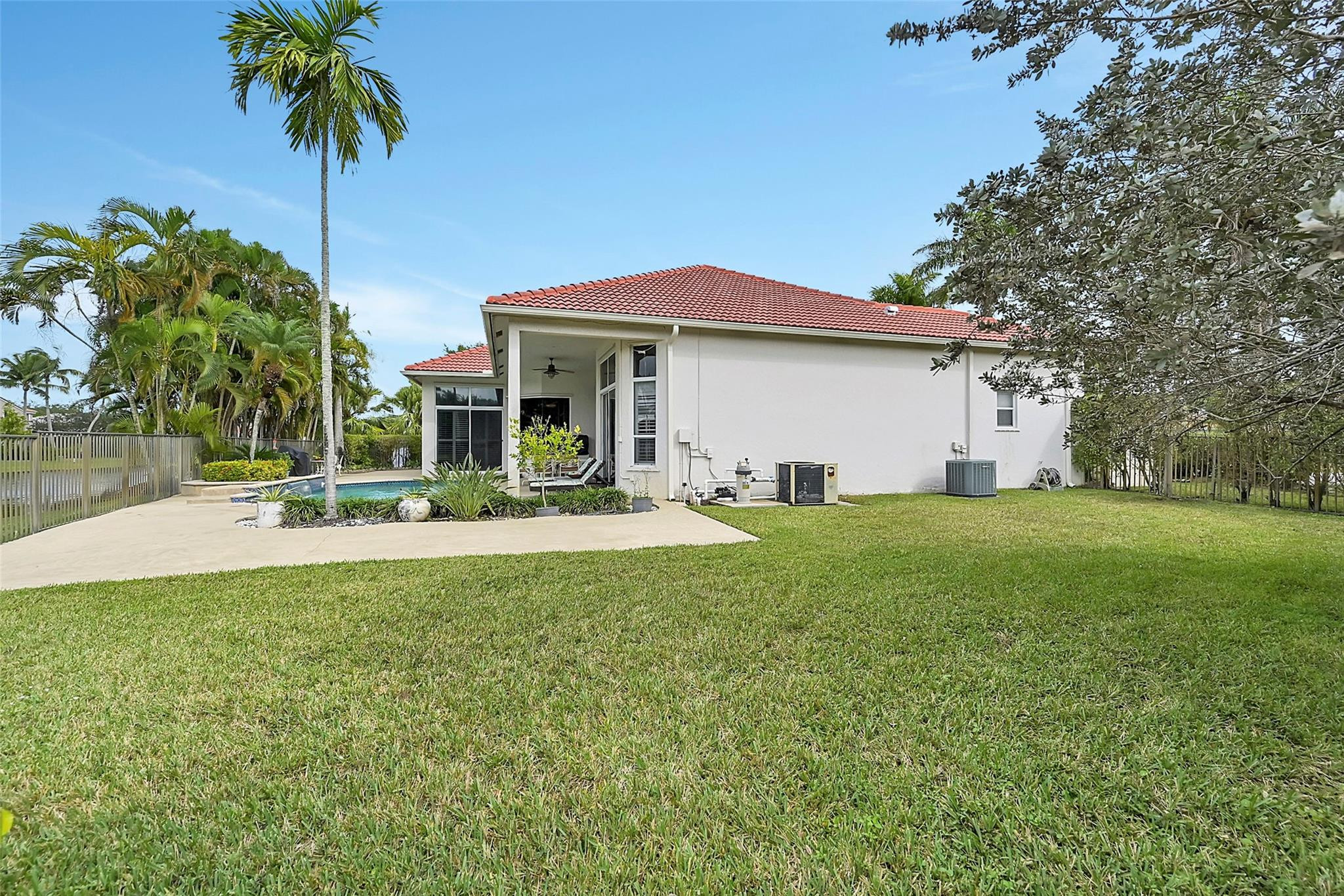422 Mallard Road Weston, FL 33327 - Photo 41 of 49 Photo 41