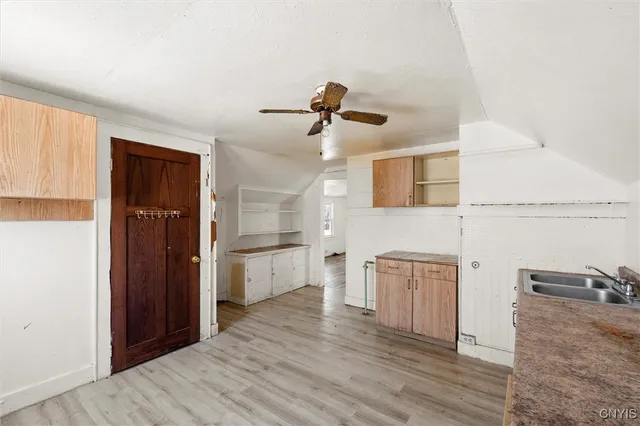 $139,900 | 5306 South Salina Street, Syracuse, NY 13205