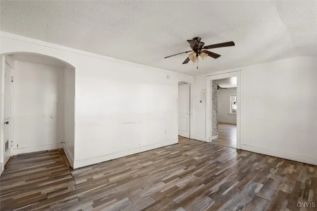 $139,900 | 5306 South Salina Street, Syracuse, NY 13205