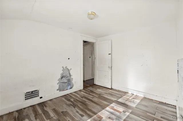 $139,900 | 5306 South Salina Street, Syracuse, NY 13205