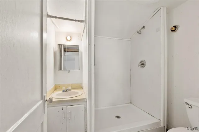 $139,900 | 5306 South Salina Street, Syracuse, NY 13205