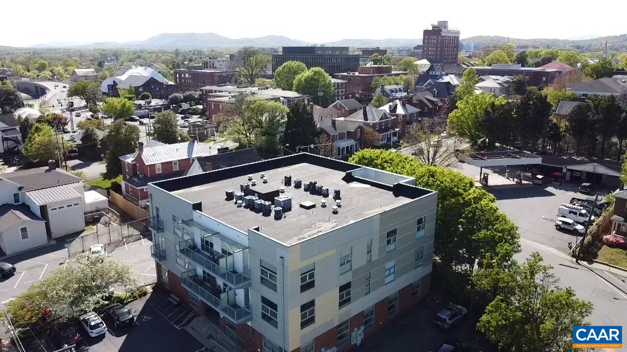 820 East High Street, Unit 8 Charlottesville, VA 22902 - Photo 2 of 16