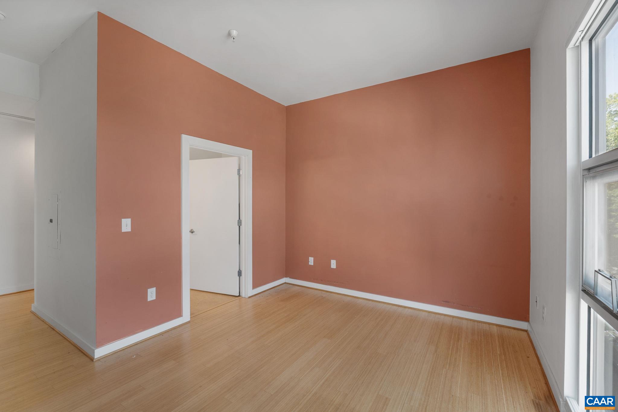 820 East High Street, Unit 8 Charlottesville, VA 22902 - Photo 5 of 16