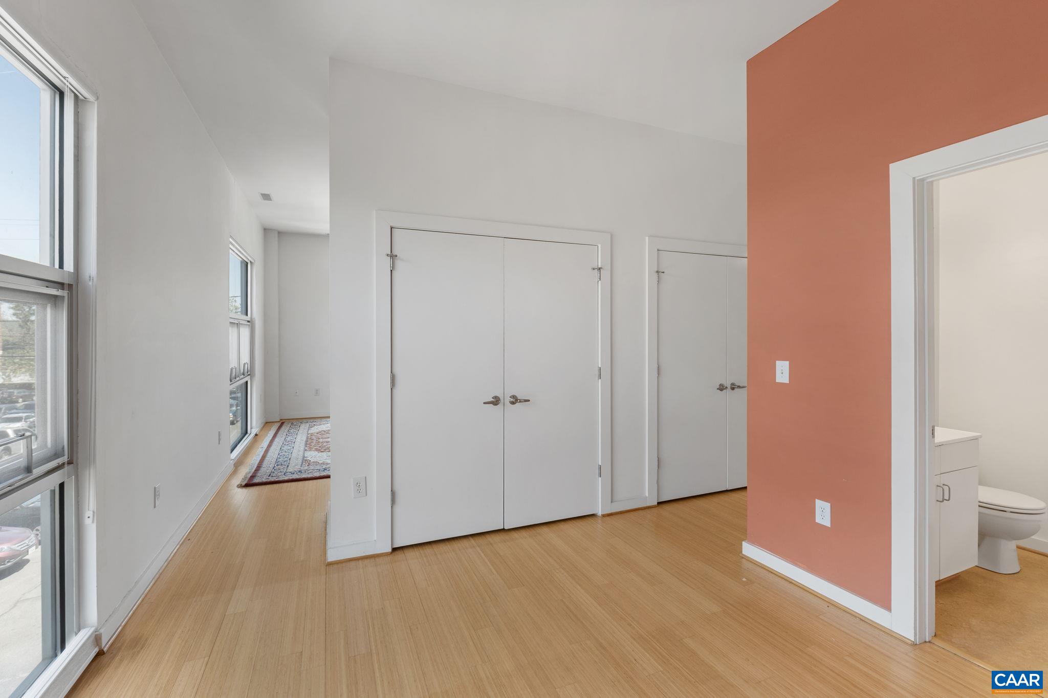 820 East High Street, Unit 8 Charlottesville, VA 22902 - Photo 6 of 16