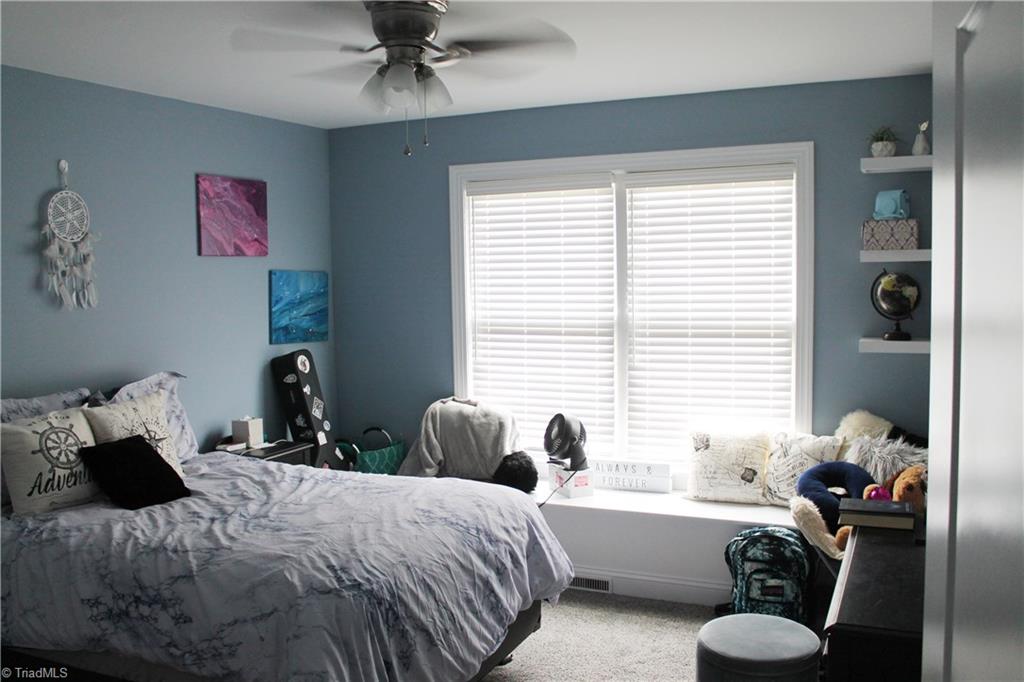 304 Venable Road Ararat, NC 27007 - Photo 14 of 19 Gallery Image 14