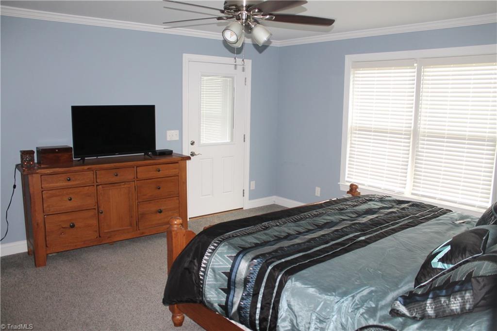 304 Venable Road Ararat, NC 27007 - Photo 15 of 19 Gallery Image 15