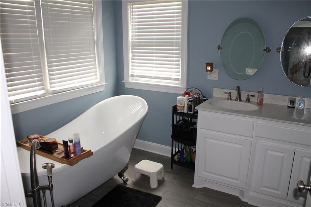 304 Venable Road Ararat, NC 27007 - Photo 17 of 19 Gallery Image 17