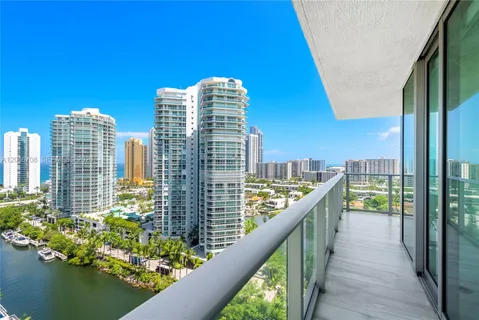 $1,400,000 | 330 Sunny Isles Boulevard, Unit 51708, Sunny Isles Beach, FL 33160