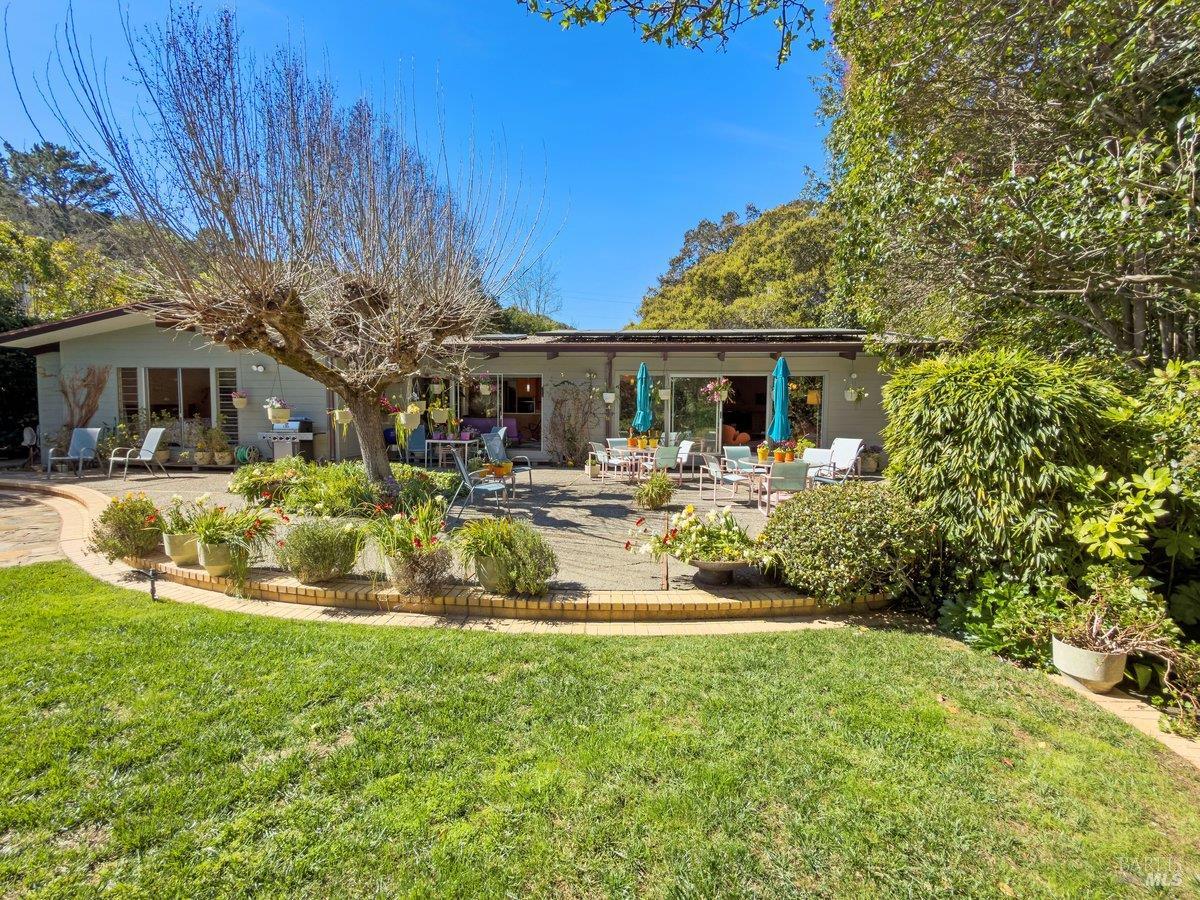 5 Mather Road San Anselmo, CA 94960 - Photo 41 of 58 a view of a house with backyard and sitting area
