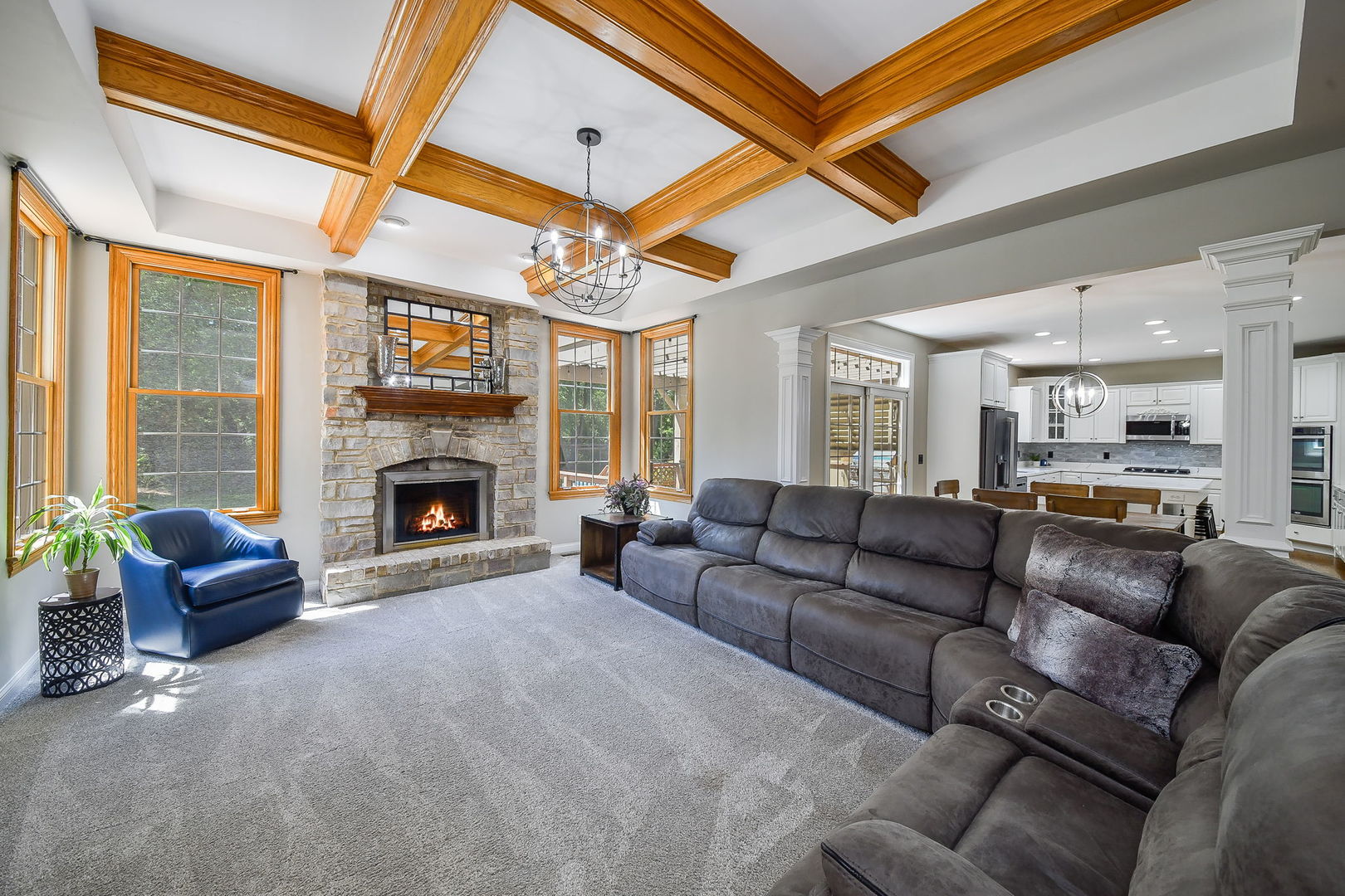 7N570 Stevens Glen Road St. Charles, IL 60175 - Photo 4 of 45