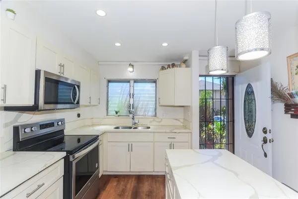 $530,000 | 91-627 Kilaha Street, Unit 9, Ewa Beach, HI 96706
