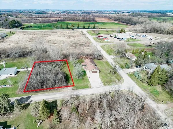 $59,900 | Acorn Road, Unit 33, Neenah, WI 54956