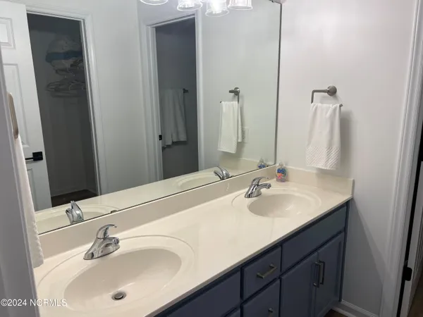$1,700 | 1620 Goley Hewett Road Southeast, Unit 105, Bolivia, NC 28422