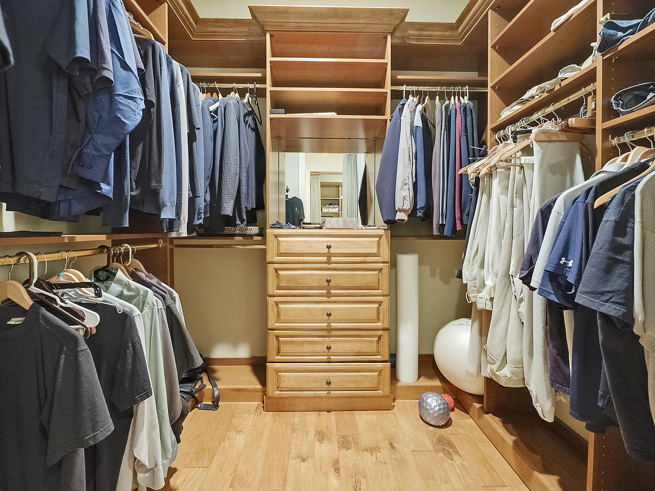 372 South Beach Road Hobe Sound, FL 33455 - Photo 28 of 57 Master Closet