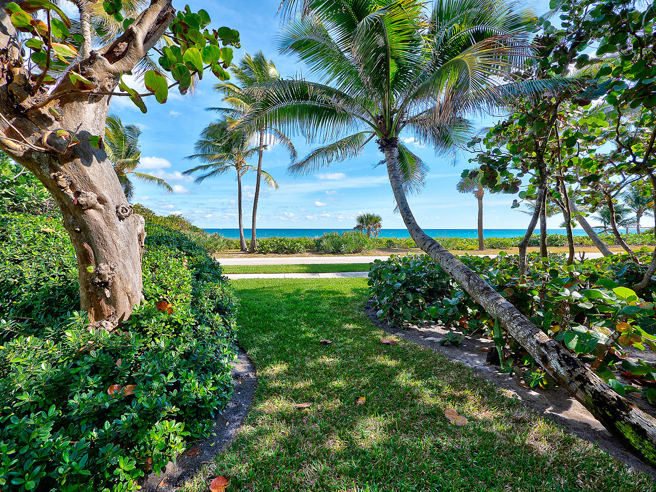372 South Beach Road Hobe Sound, FL 33455 - Photo 44 of 57 Path to Ocean Piece