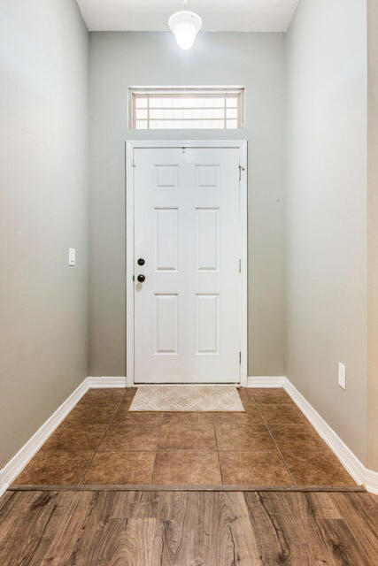 2362 Duncan Ridge Drive Navarre, FL 32566 - Photo 5 of 26 20200629164452853261000000-o