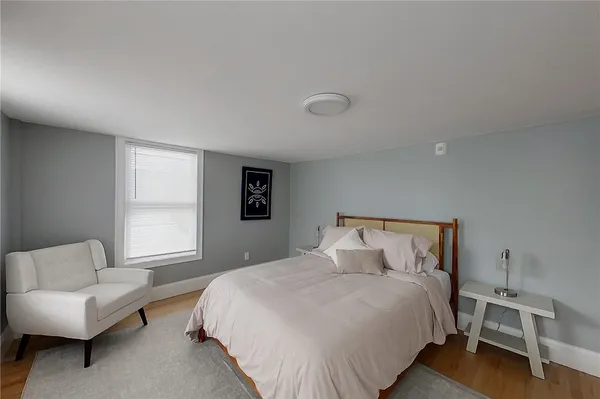 $7,334 | 382 Spring Street, Unit 2, Newport, RI 02840