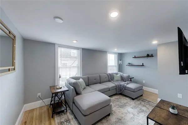 $7,334 | 382 Spring Street, Unit 2, Newport, RI 02840