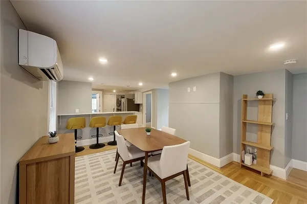 $7,334 | 382 Spring Street, Unit 2, Newport, RI 02840