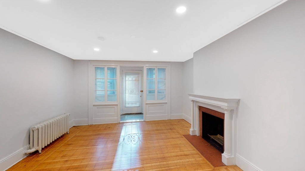 205 Beacon Street, Unit BF Boston, MA 02116 - Photo 3 of 9