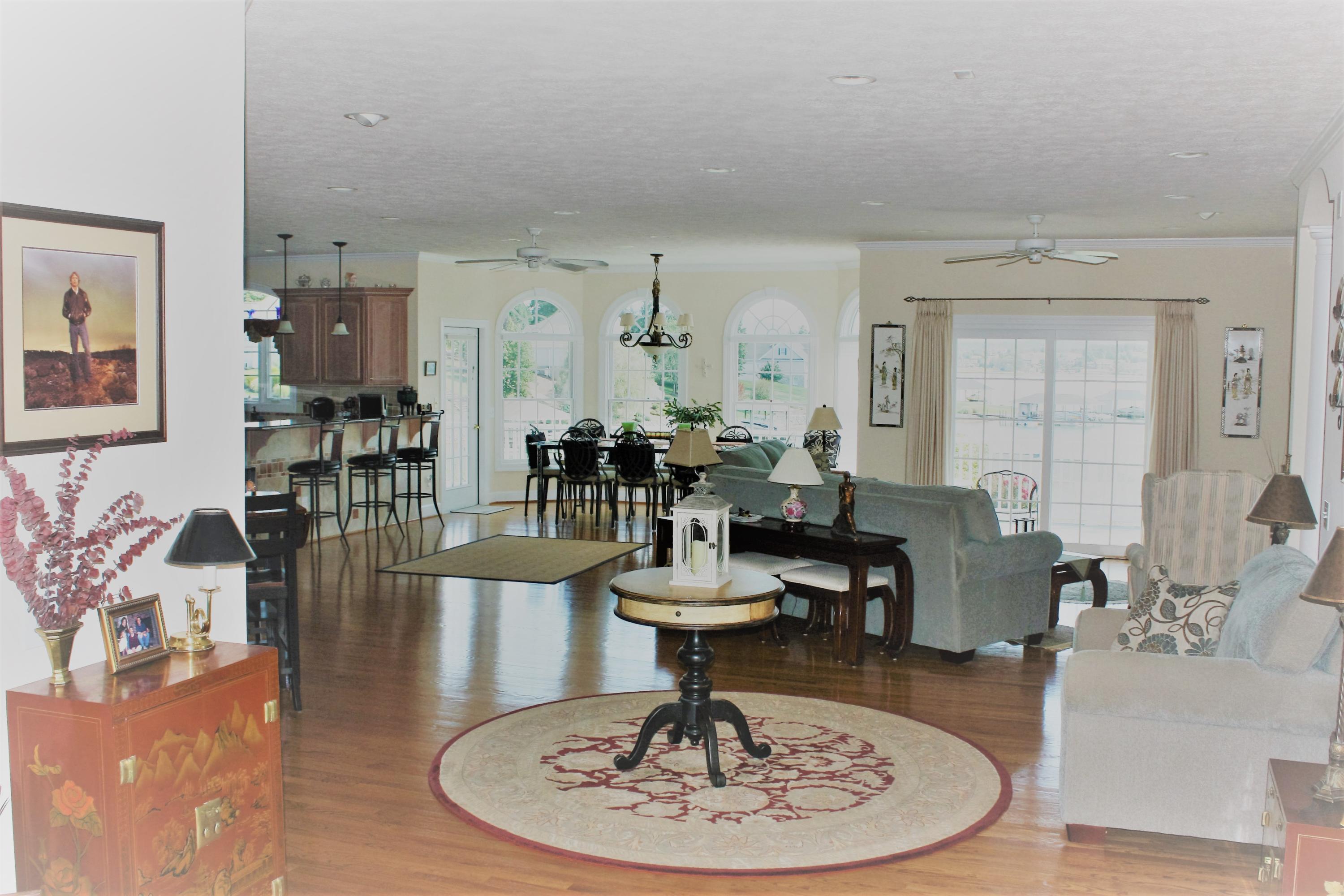520 Calypso Road Moneta, VA 24121 - Photo 12 of 46 IMG_9633 (2)
