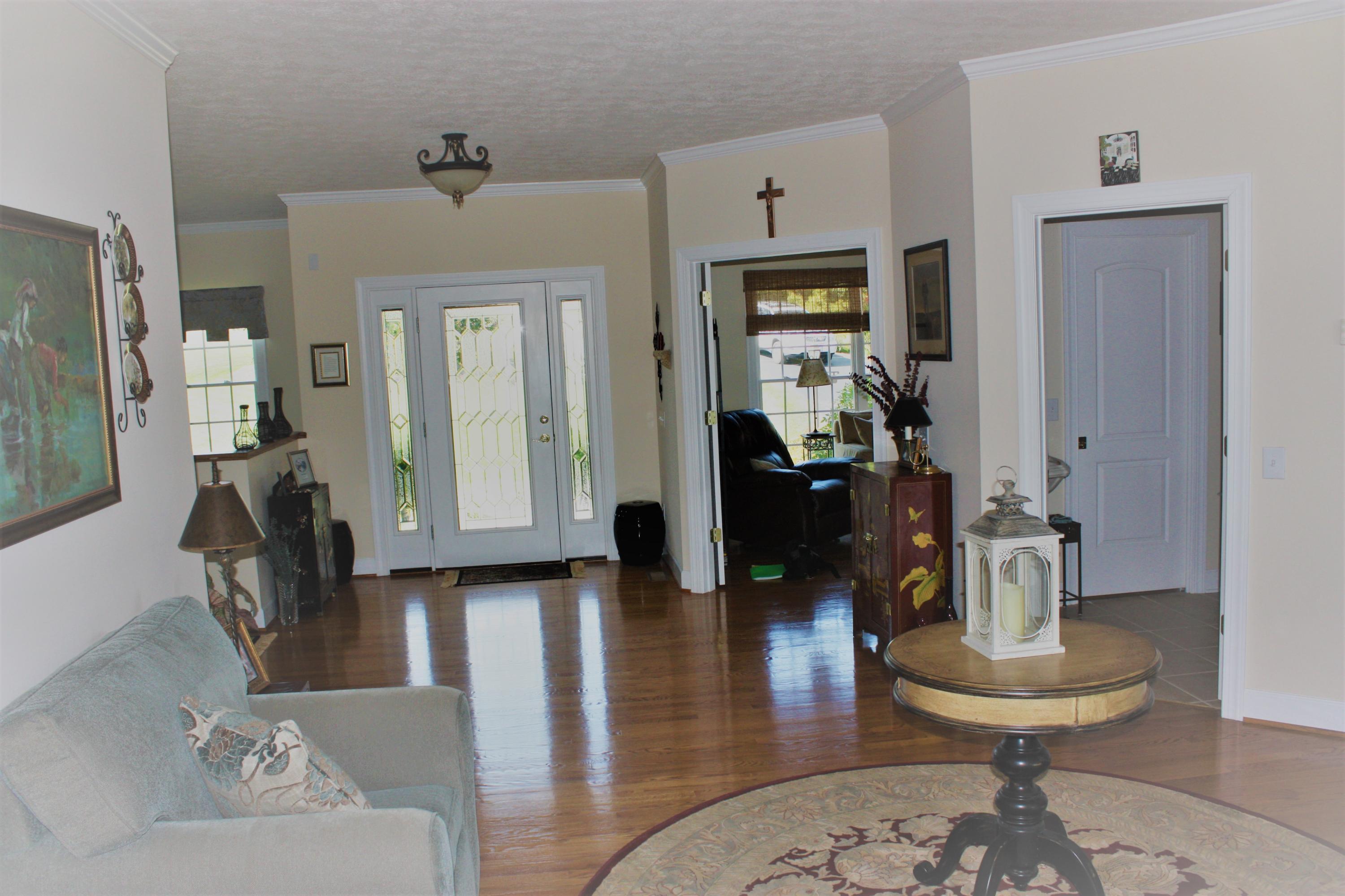 520 Calypso Road Moneta, VA 24121 - Photo 15 of 46 Entry