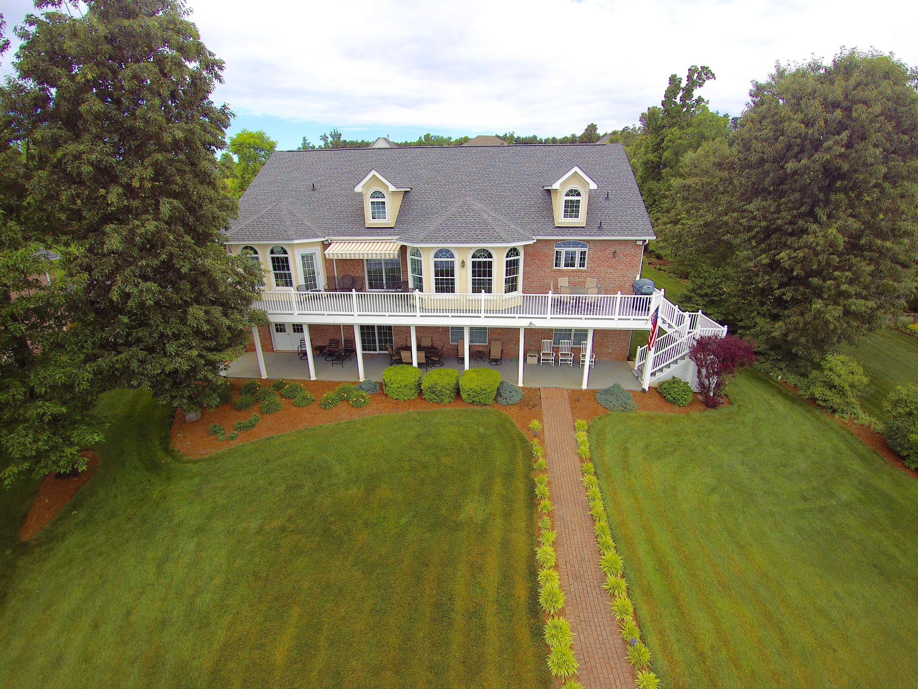 520 Calypso Road Moneta, VA 24121 - Photo 45 of 46 YUN00228