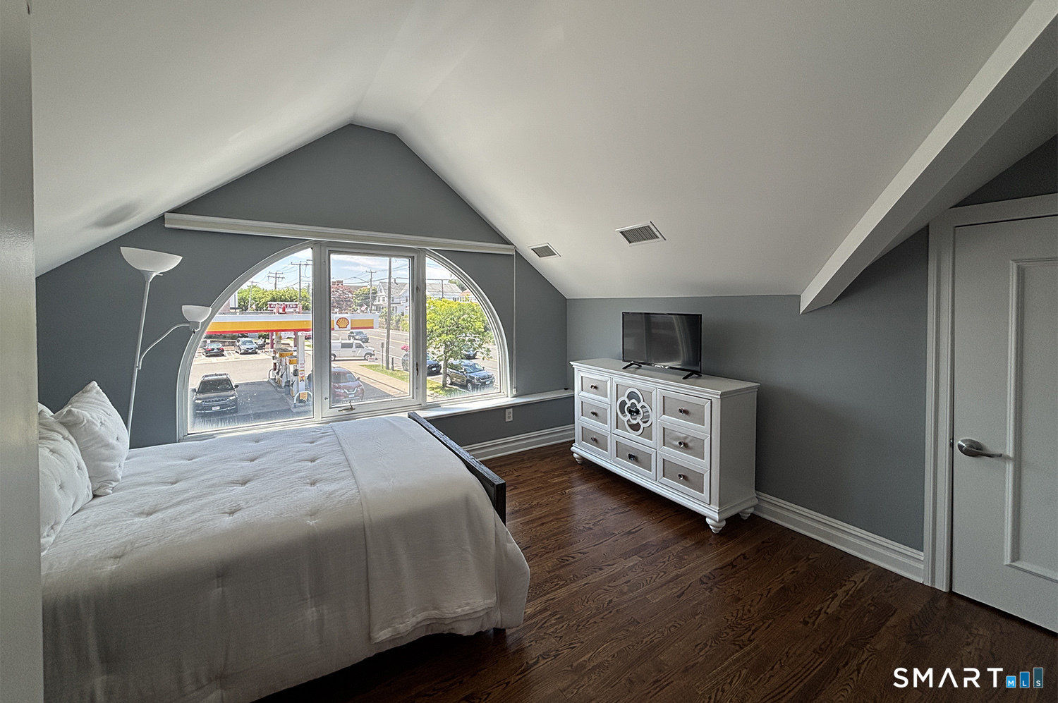 1125 Post Road, Unit 2A Fairfield, CT 06824 - Photo 12 of 14 Gallery Image 12