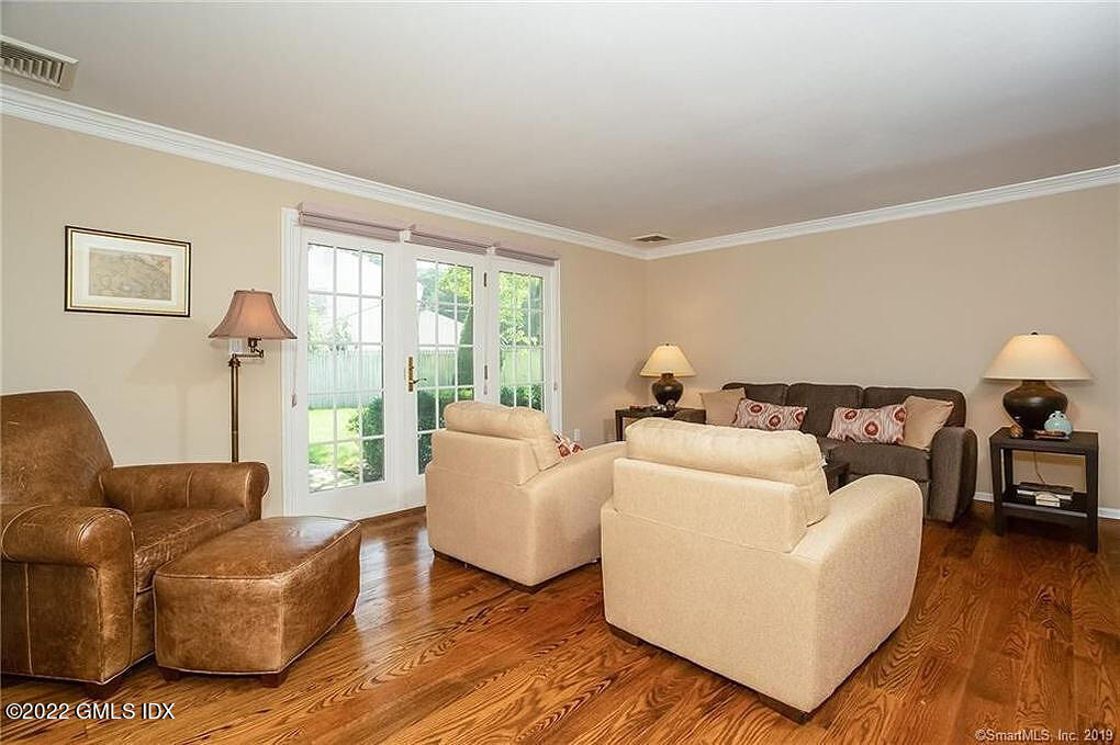 30 Split Timber Place Riverside, CT 06878 - Photo 10 of 45 a living room with furniture and a large window