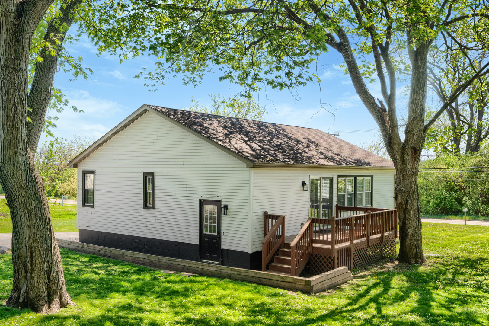 19W640 Bluff Road Lemont, IL 60439 - Photo 4 of 21