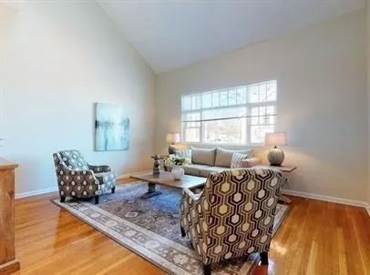 $6,500 | 137 Glenville Avenue, Unit 2, Boston, MA 02134