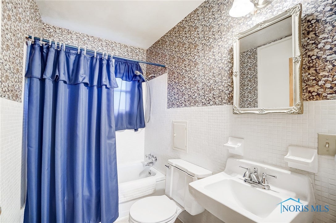 4702 Elmhurst Road Toledo, OH 43613 - Photo 18 of 29 Gallery Image 18