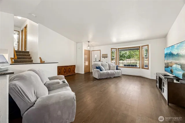 $489,950 | 306 Maple Drive North, Eatonville, WA 98328