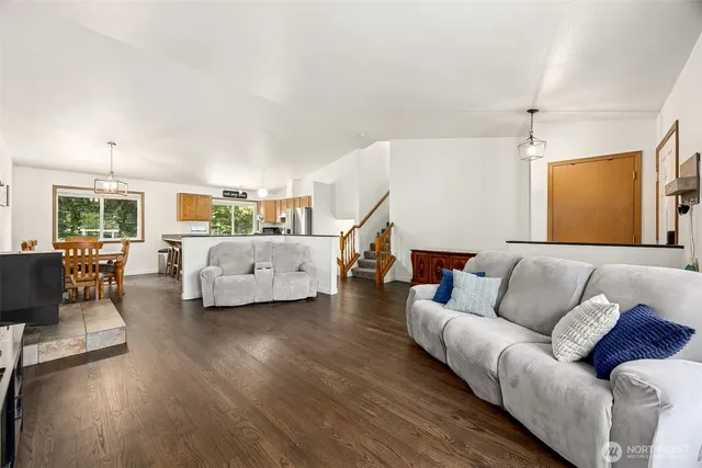 $489,950 | 306 Maple Drive North, Eatonville, WA 98328