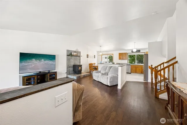 $489,950 | 306 Maple Drive North, Eatonville, WA 98328